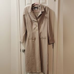 🎉$5/25 VTG light weight trench coat